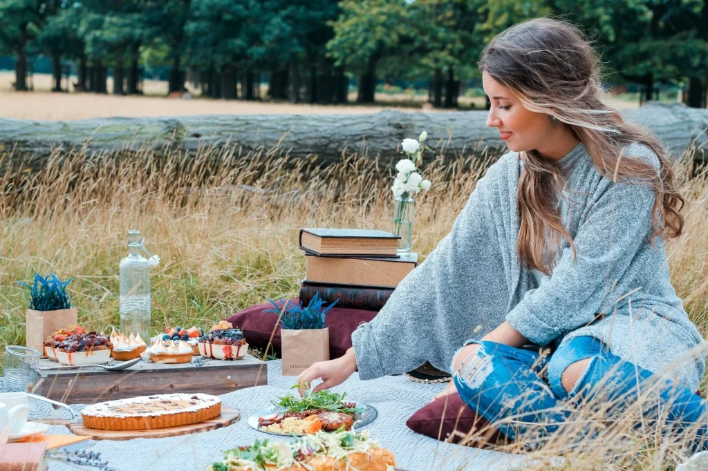 Outdoor food experience in a forest setting