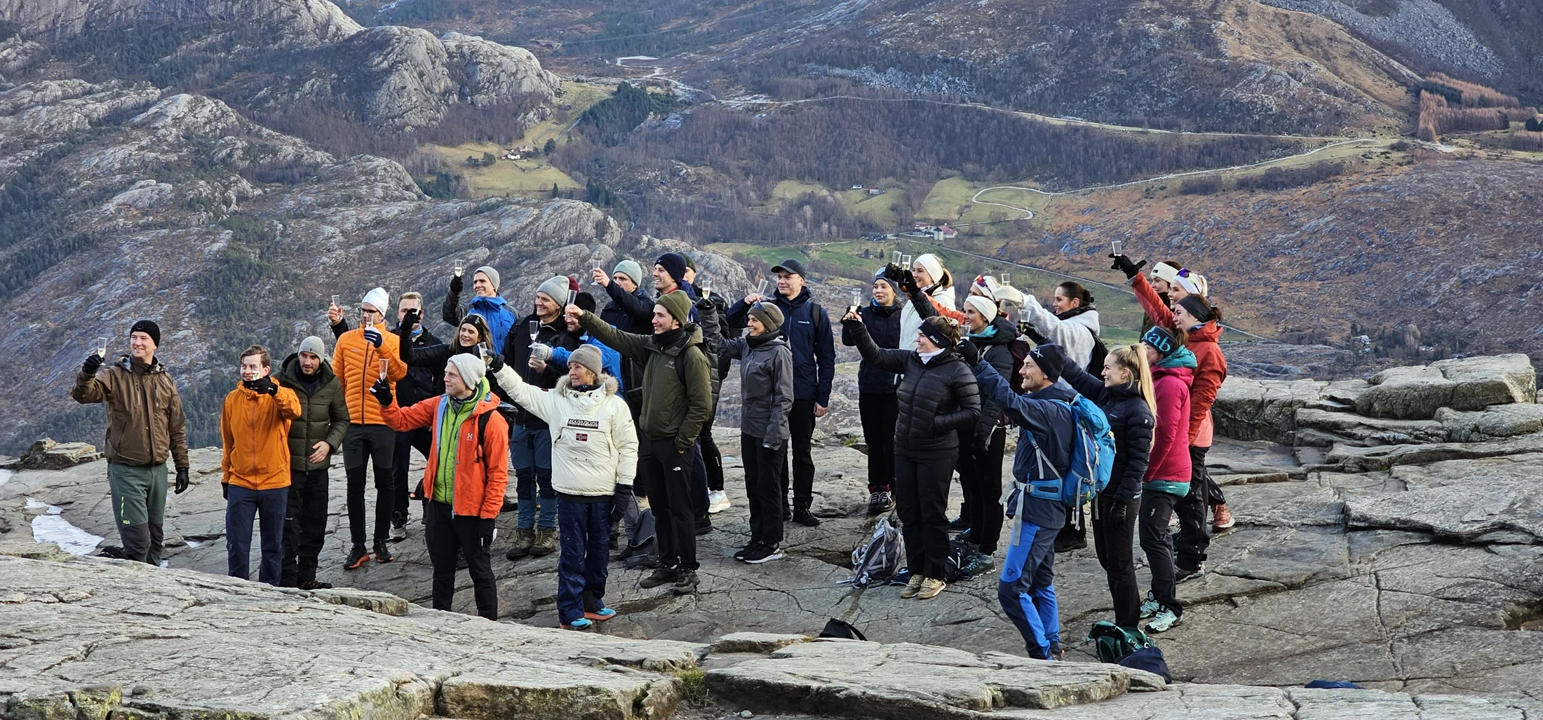 Event organizer coordinating a DMC group in Stavanger, Norway
